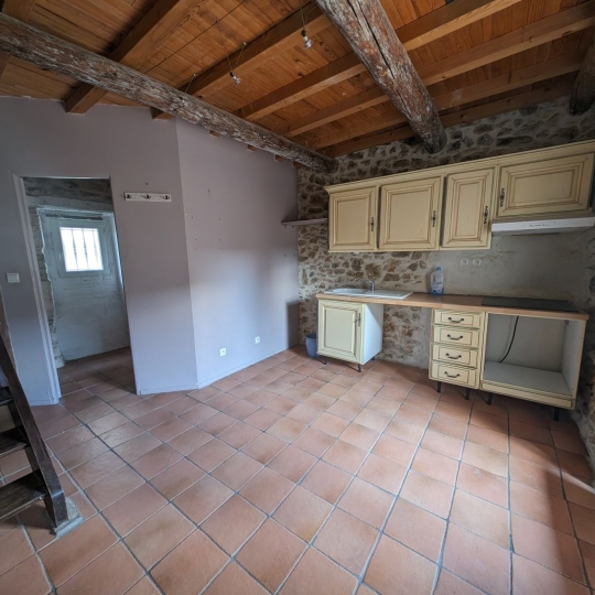  Annonces BAGNOLS : Immeuble | BAGNOLS-SUR-CEZE (30200) | 241 m2 | 234 300 € 