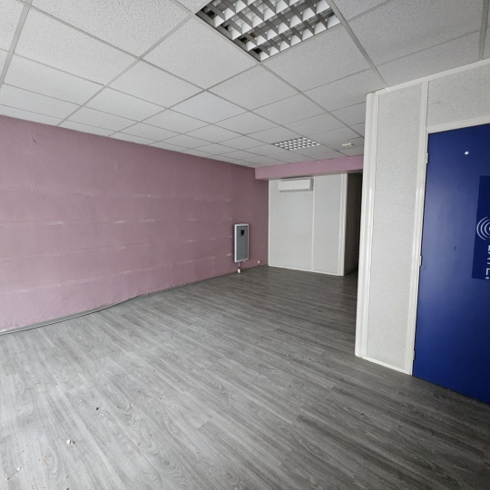  Annonces BAGNOLS : Office | BAGNOLS-SUR-CEZE (30200) | 51 m2 | 75 000 € 