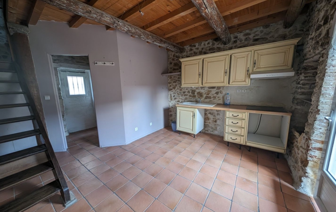 Annonces BAGNOLS : Immeuble | BAGNOLS-SUR-CEZE (30200) | 241 m2 | 234 300 € 