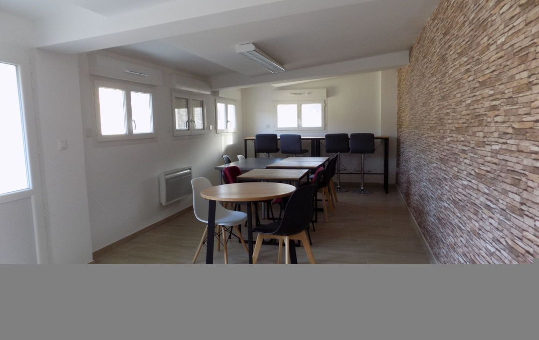 Annonces BAGNOLS : Autres | BAGNOLS-SUR-CEZE (30200) | 347 m2 | 550 000 € 