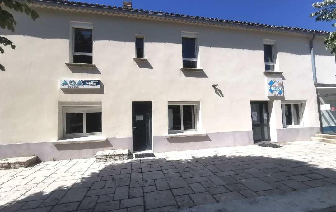 Annonces BAGNOLS : Local / Bureau | BAGNOLS-SUR-CEZE (30200) | 291 m2 | 3 800 € 